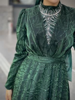 Şahmaran Önü Taşlı Abiye Zümrüt