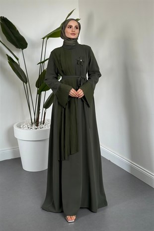 Sarah Yandan Tokalı Elbise Haki  