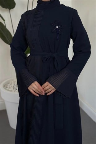 Sarah Yandan Tokalı Elbise Koyu Lacivert