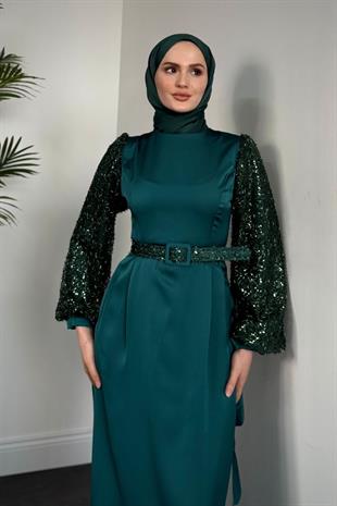Şehla Kolları Boncuk İşleme Kemerli Abiye Zümrüt