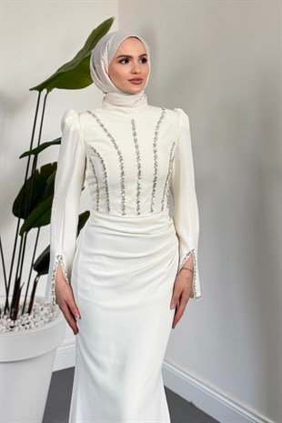 Shabira Taşlı Krep Balık Abiye Beyaz