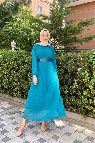 Sık Piliseli Şifon Elbise Yeşil