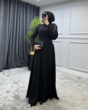 Taşlı Fiyonklu Abiye Siyah