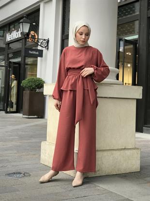 Tuniği Kuşaklı Dolamalı Pantolonlu Takım Gül Rengi