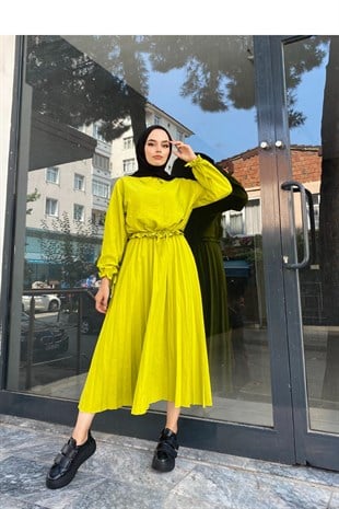 Üstü Büzgülü Eteği Pileli Takım Yağ Yeşili