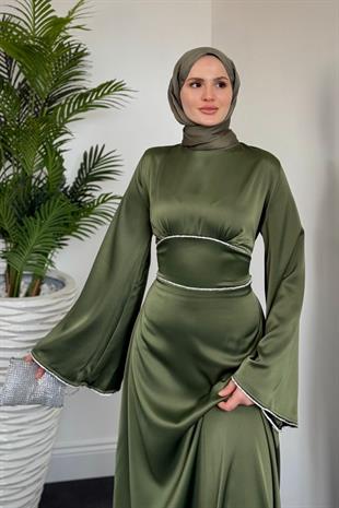 Vlasi Kolu Ve Beli Baget Taşlı Saten Abiye Haki