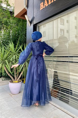 Yakası Taş İşlemeli Organze Abiye Lacivert