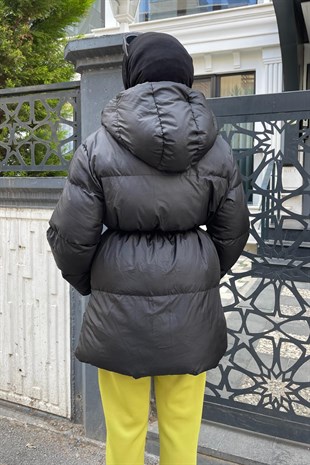 Yandan Cepli Şişme Mont Siyah