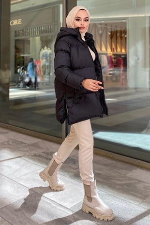 Yandan Fermuarlı Şişme Mont Siyah