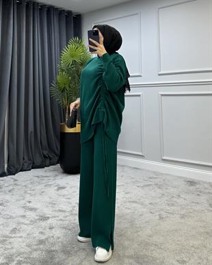 Yanı Büzgülü Triko Takım Zümrüt