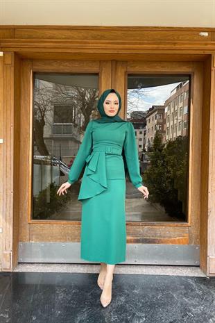Yanı Fırfırlı Kemerli Krep Elbise Yeşil