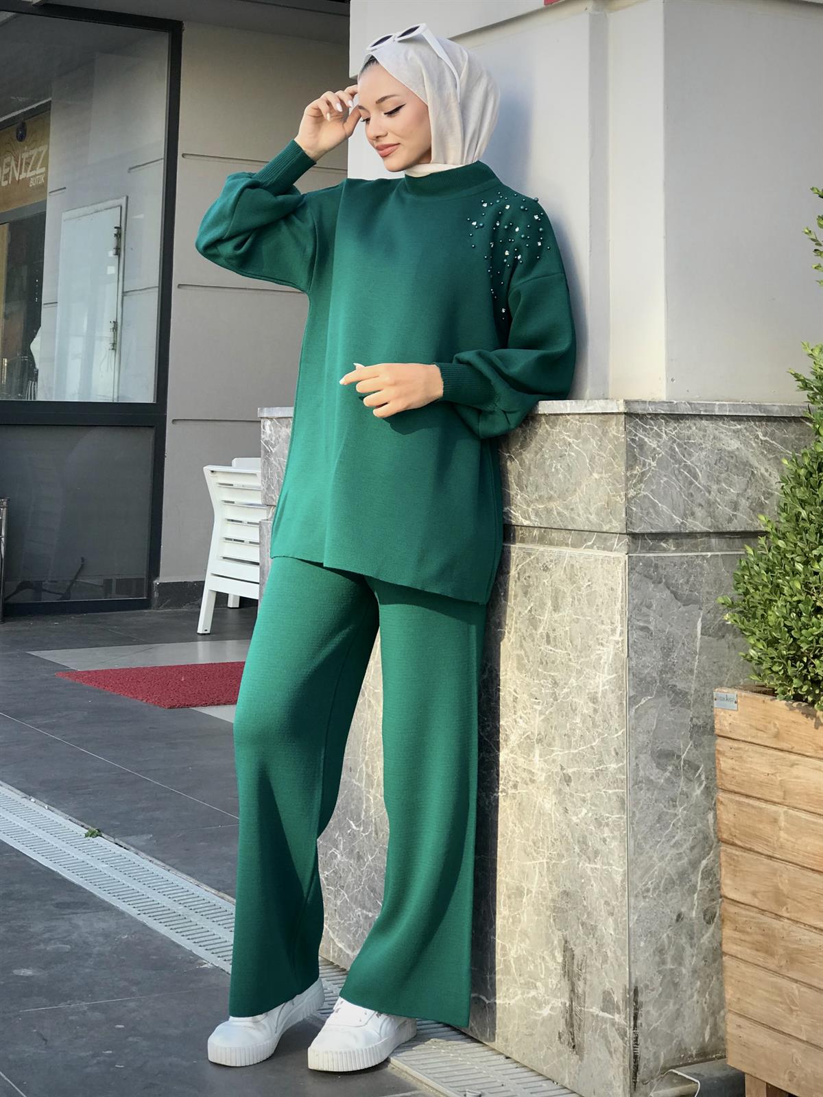 Rosa İncili Triko Takım Zümrüt
