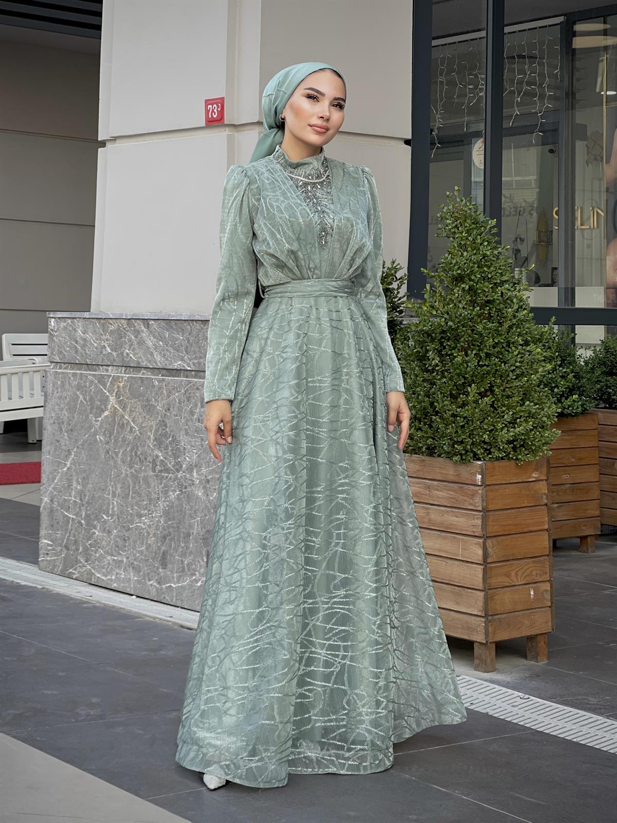 Şahmaran Önü Taşlı Abiye Mint