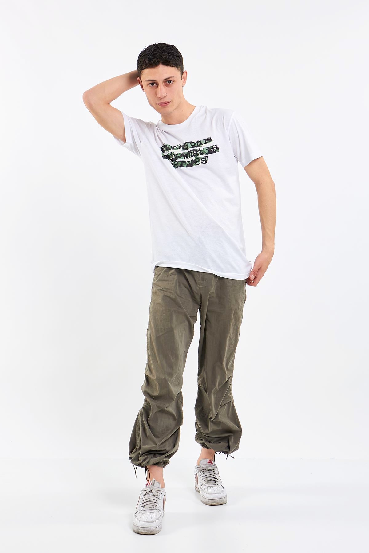 Beyaz Erkek Super Fit T-Shirt