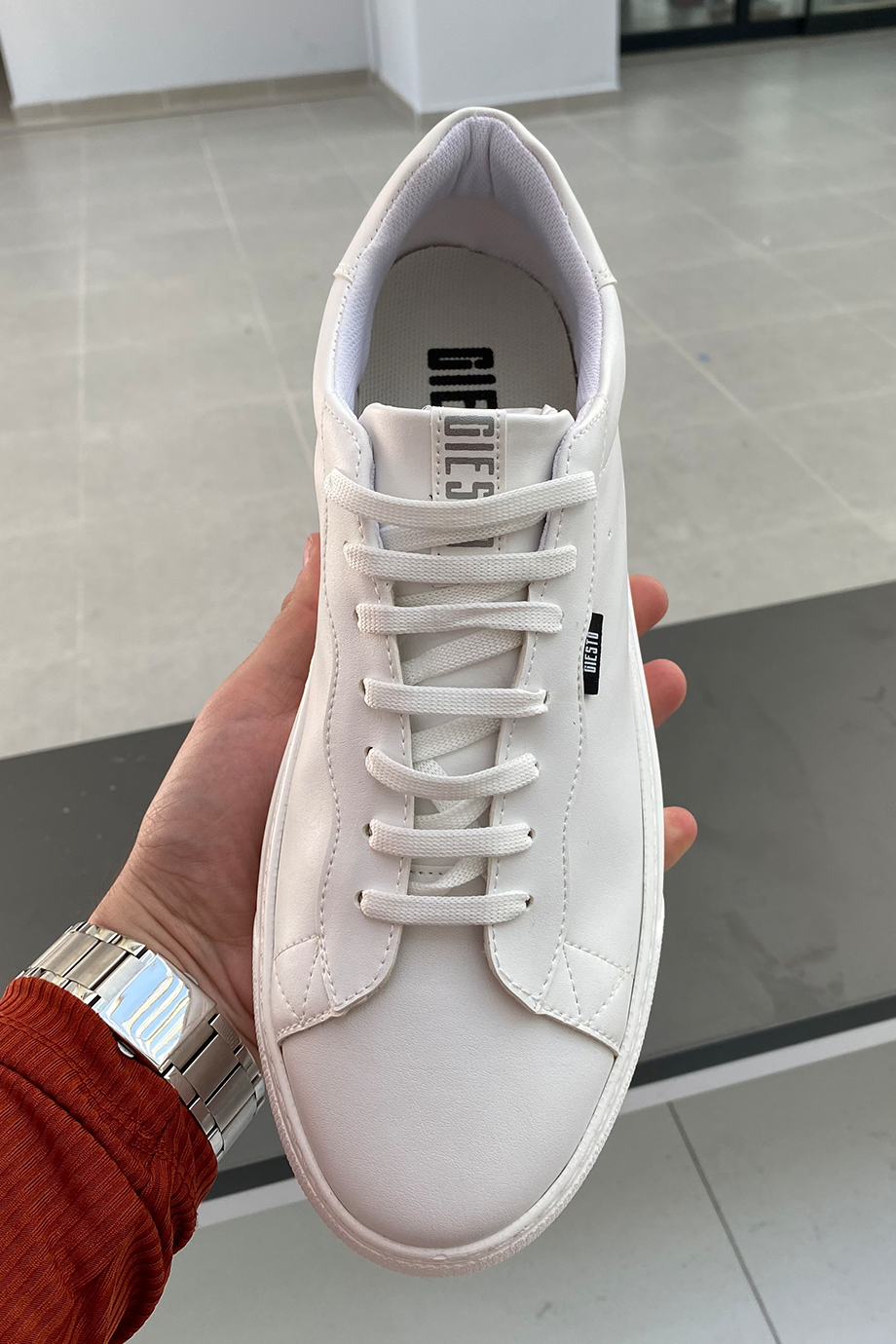 BEYAZ DERİ BASİC AYAKKABI