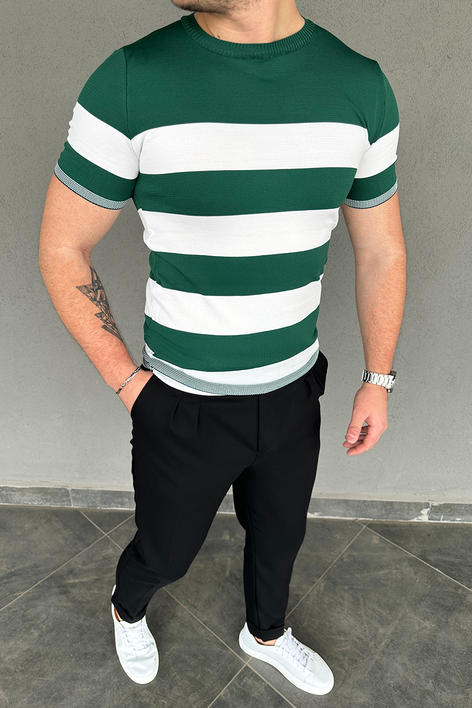 YEŞİL-BEYAZ BEL VE KOL DETAYLI ÇİZGİLİ TRİKO