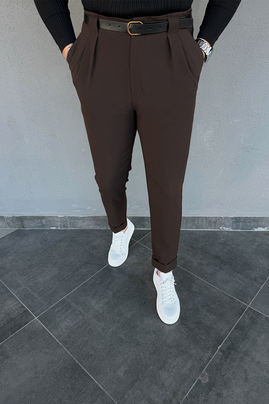 ACI KAHVE KEMER DETAYLI İTALYAN KESİM PANTALON