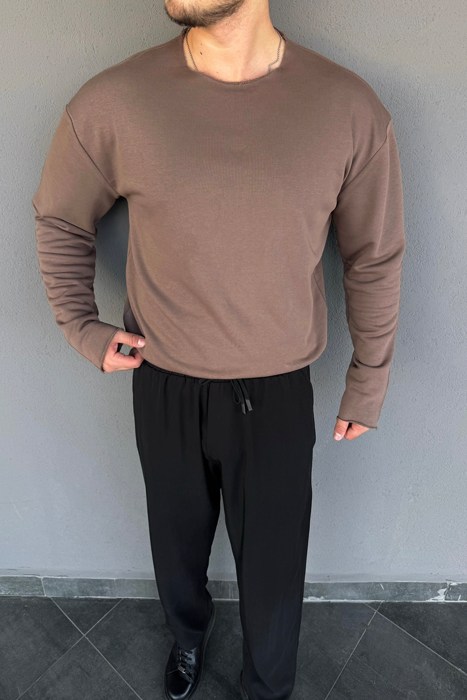 BEJ GENİŞ YAKA OVERSİZE KAZAK