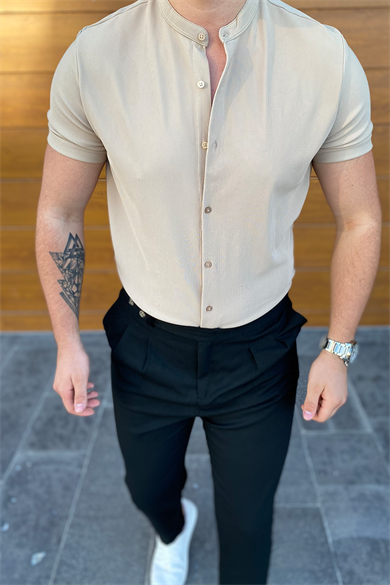 BEJ HAKİM YAKA KISA KOLLU GÖMLEK