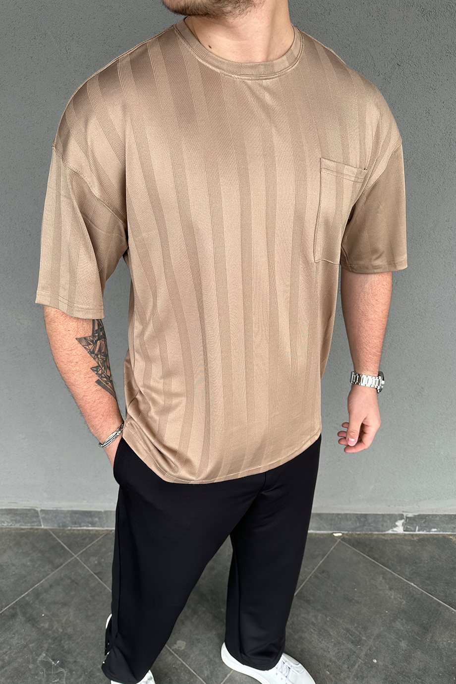 BEJ JAKARLI OVERSIZE T-SHIRT