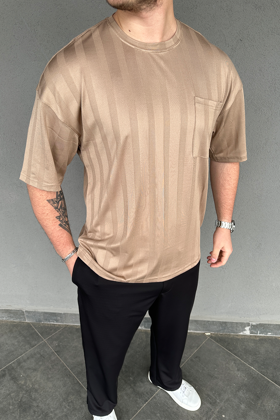 BEJ JAKARLI OVERSIZE T-SHIRT