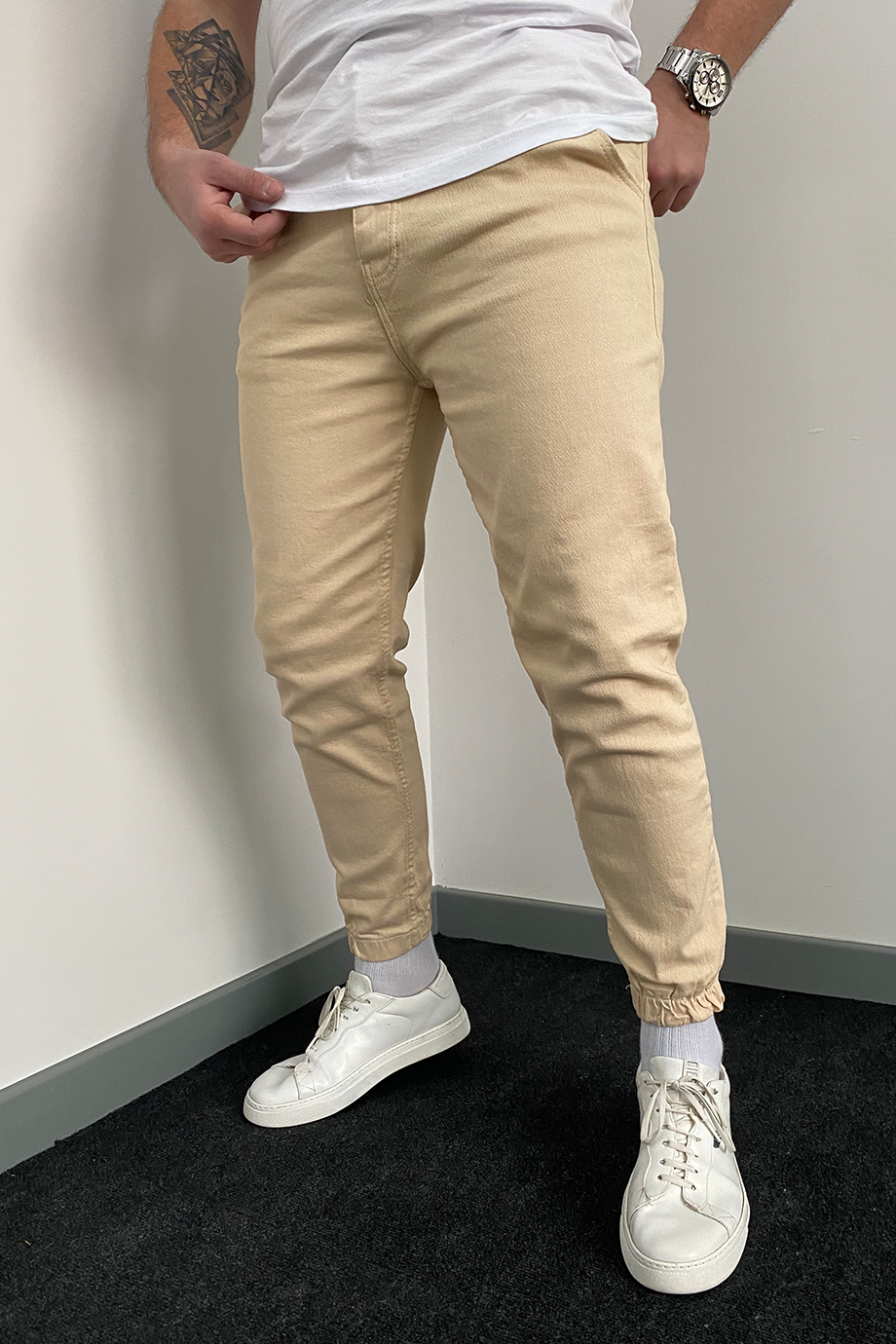 BEJ RELAXED KALIP PAÇA LASTİKLİ KOT PANTALON