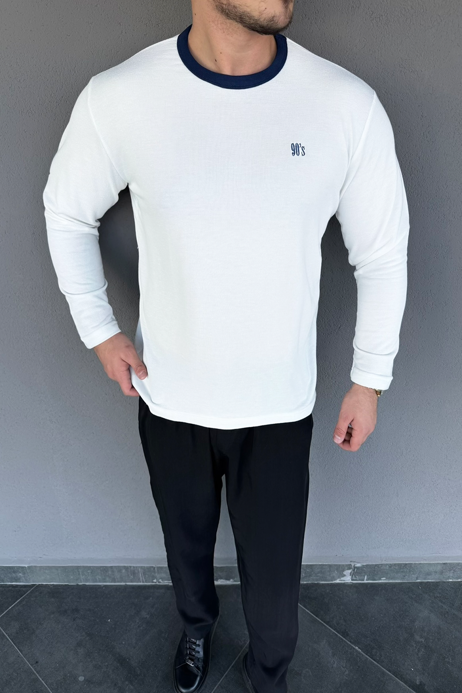 BEYAZ 90S NAKIŞLI RAHAT KALIP KAZAK