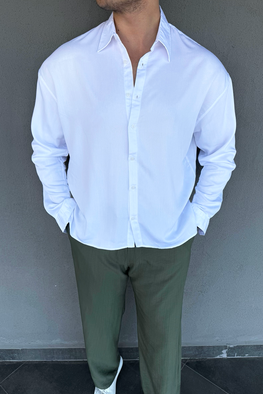 BEYAZ İTALYAN YAKA OVERSIZE GÖMLEK