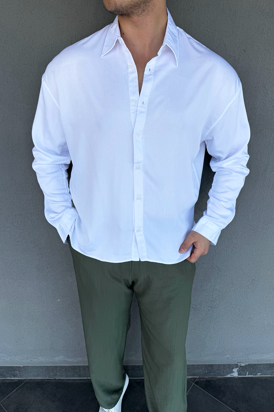 BEYAZ İTALYAN YAKA OVERSIZE GÖMLEK