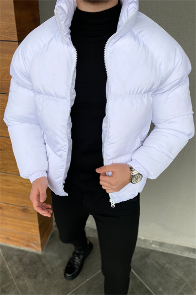 BEYAZ ŞİŞME DOLUM ELYAFLI RAHAT KALIP MONT