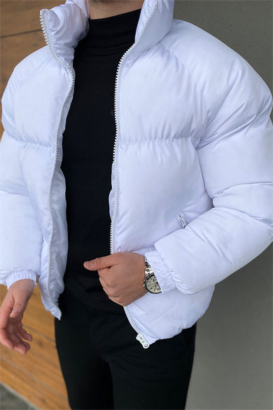 BEYAZ ŞİŞME DOLUM ELYAFLI RAHAT KALIP MONT