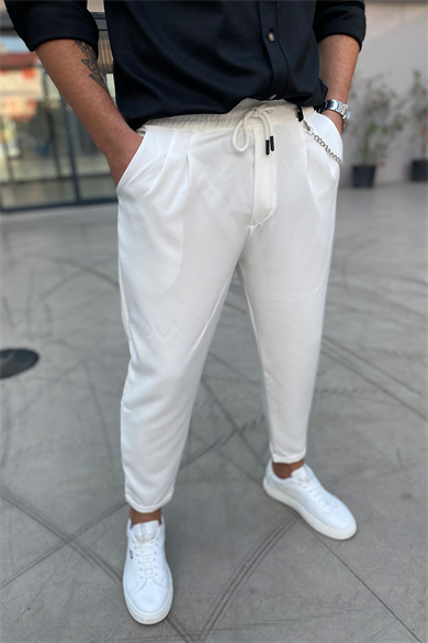 BEYAZ ZİNCİR DETAYLI RAHAT KALIP PANTALON
