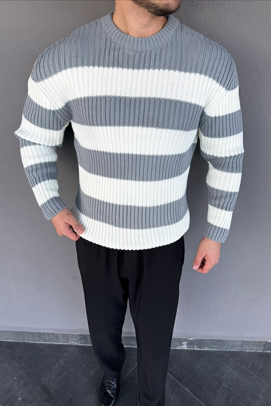 GRİ-EKRU ÖRME İNDİRİMLİ KAZAK