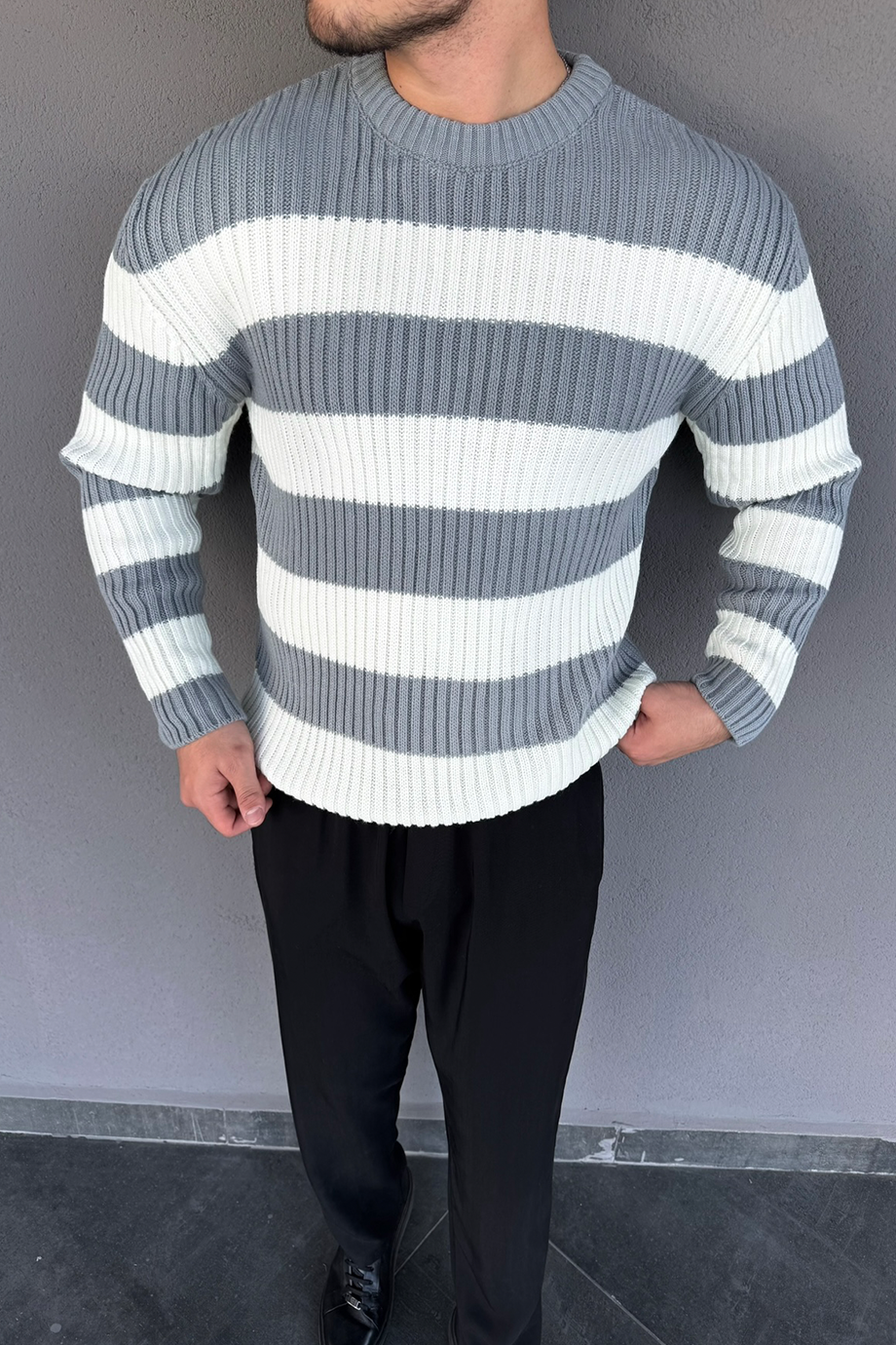 GRİ-EKRU ÖRME İNDİRİMLİ KAZAK