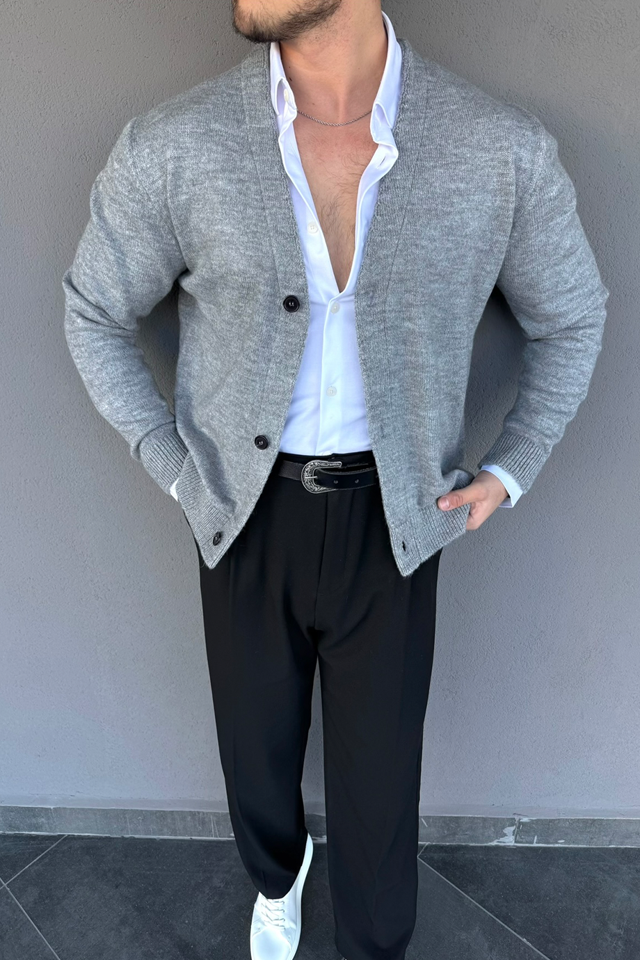 GRİ ÖZEL TASARIM HIRKA