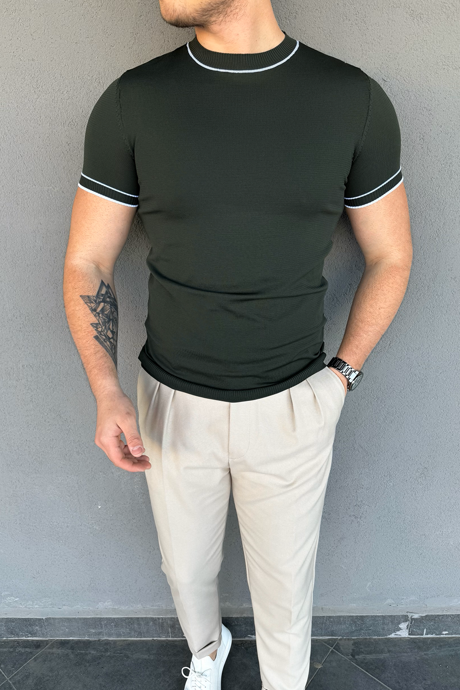 HAKİ BİSİKLET YAKA ÇİZGİLİ TRİKO T-SHİRT