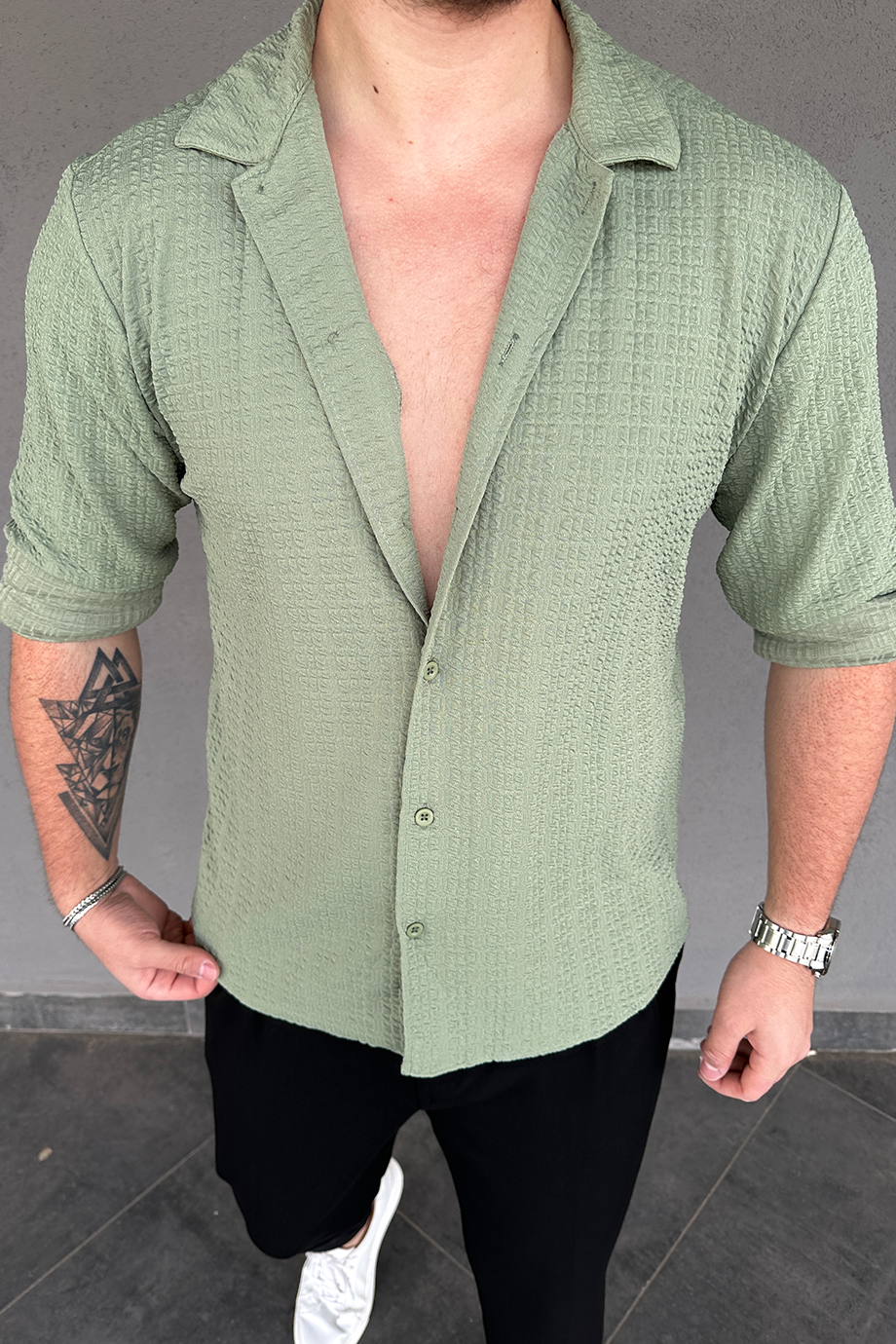 HAKİ DESENLİ GÖMLEK