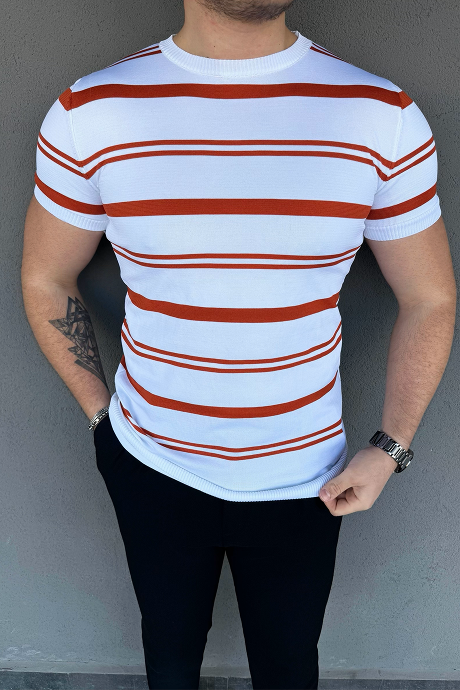KİREMİT-BEYAZ ÇİZGİLİ TRİKO T-SHİRT