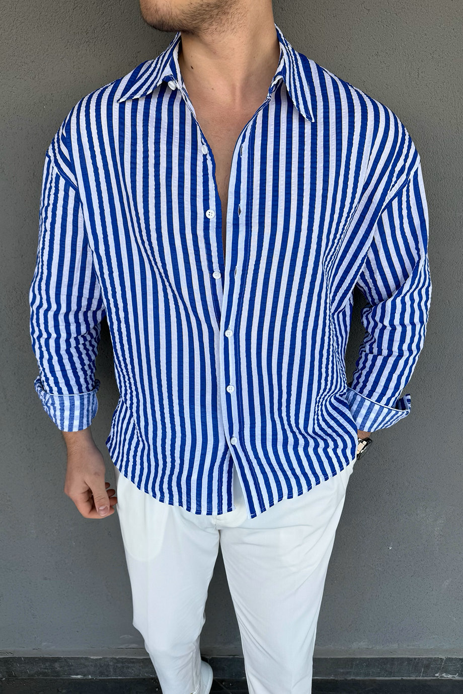 LACİVERT-BEYAZ ÇİZGİLİ GÖMLEK