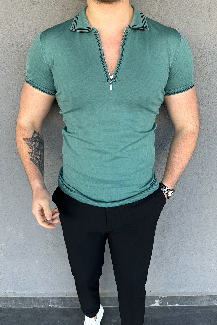 MINT ÖZEL TASARIM FERMUAR DETAYLI TRİKO T-SHİRT