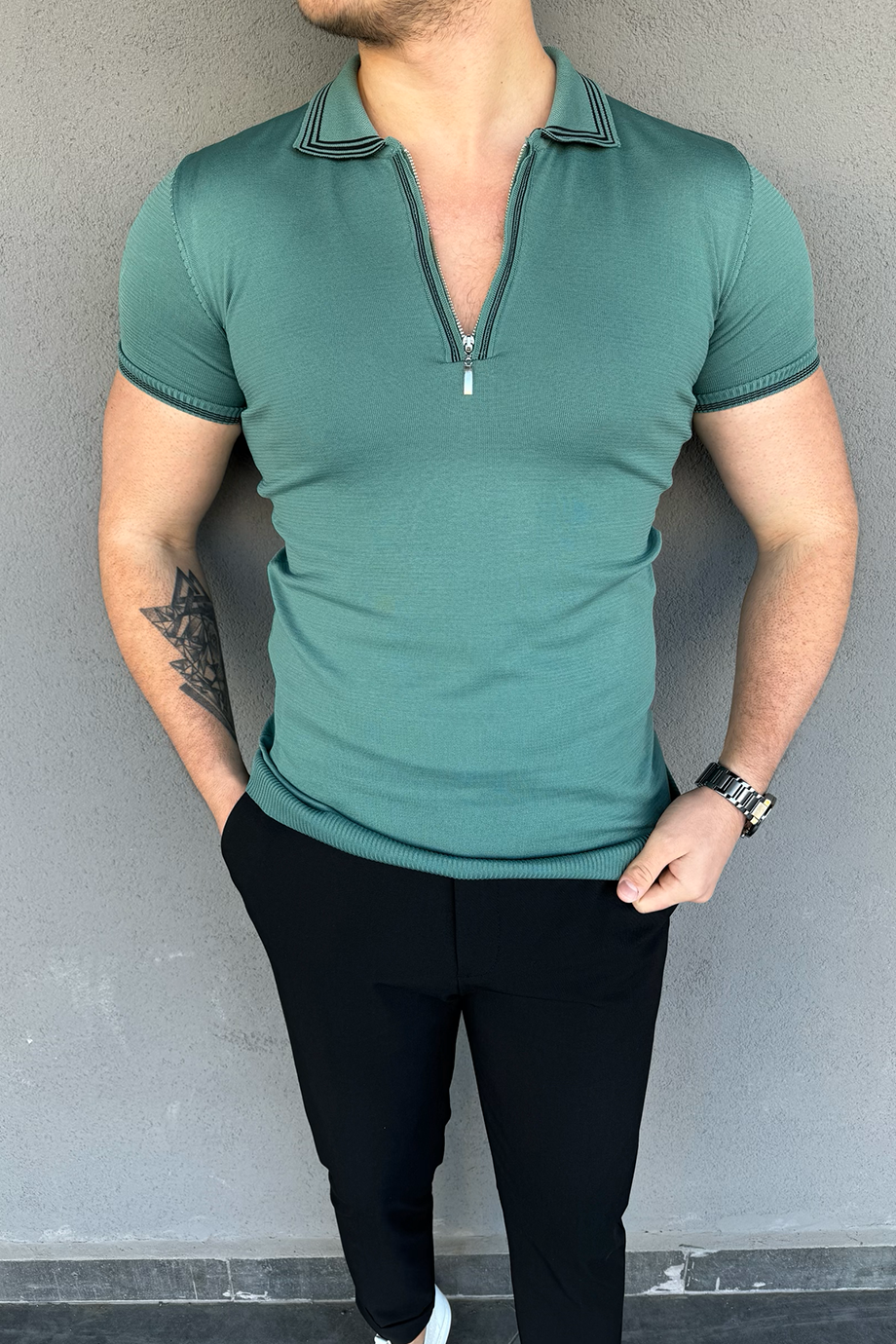 MINT ÖZEL TASARIM FERMUAR DETAYLI TRİKO T-SHİRT
