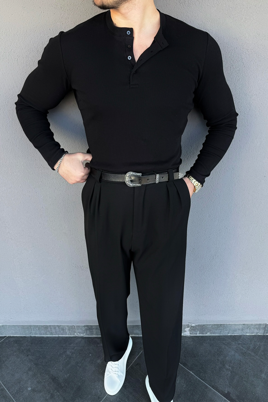 SİYAH 4 DÜĞMELİ SIFIR YAKA TRİKO