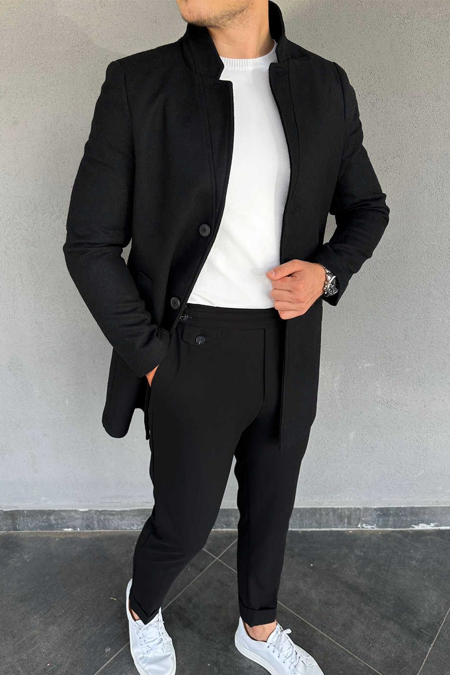 SİYAH HAKİM YAKA KAŞE KABAN