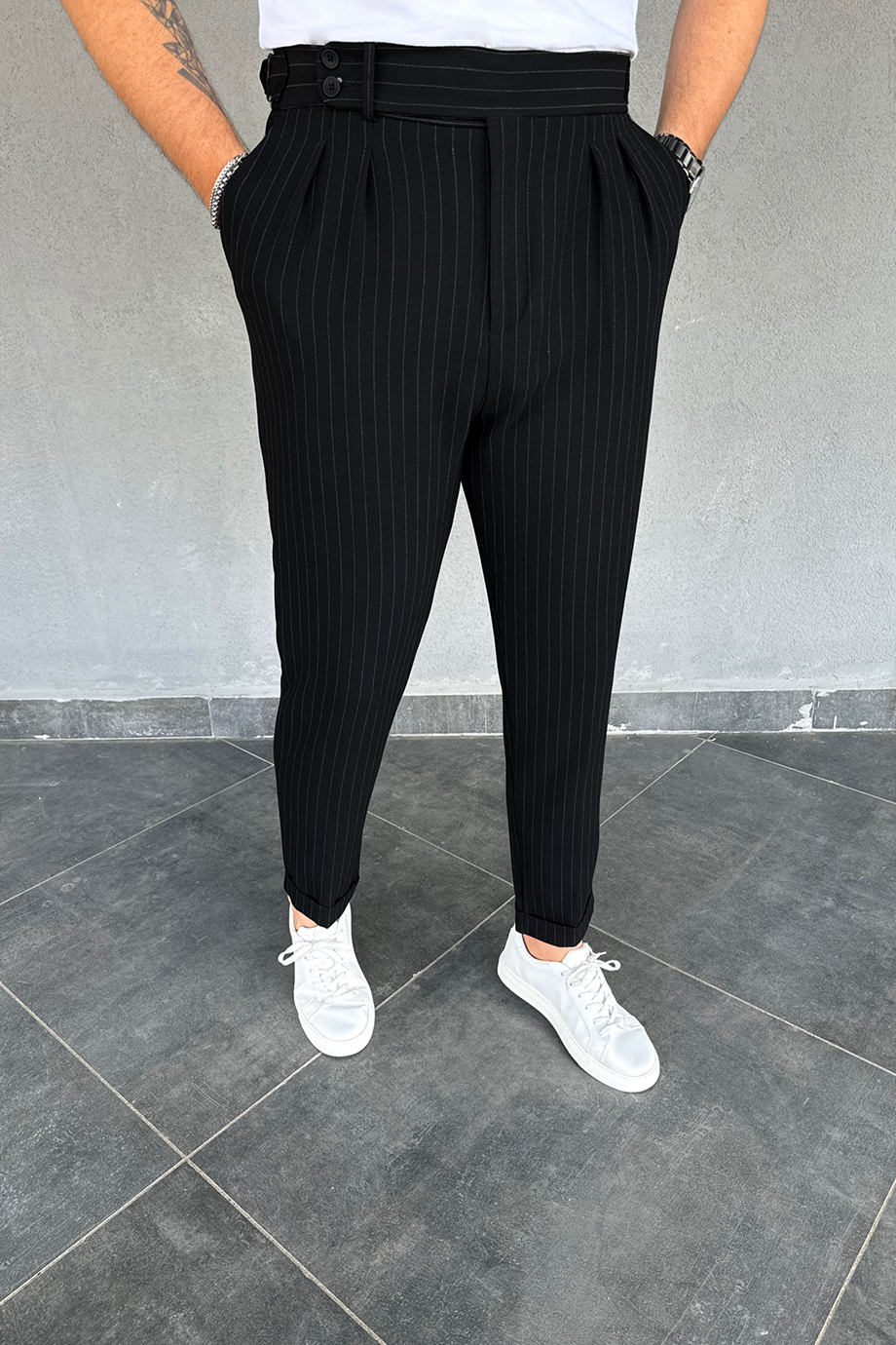 SİYAH İTALYAN KESİM DİKEY ÇİZGİLİ BEL 2 DÜĞME DETAYLI PANTALON