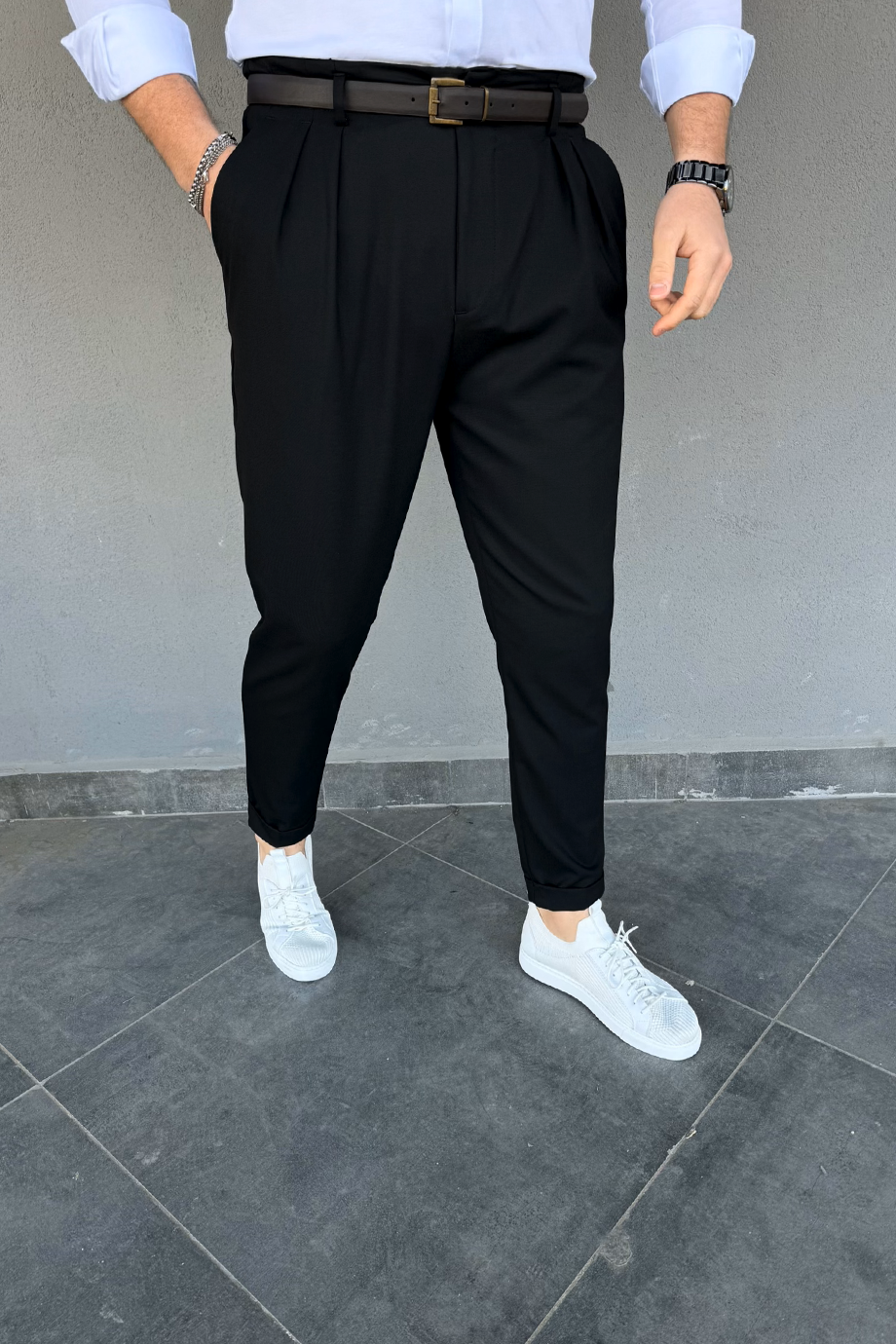 SİYAH İTALYAN KESİM KEMERLİ PANTALON