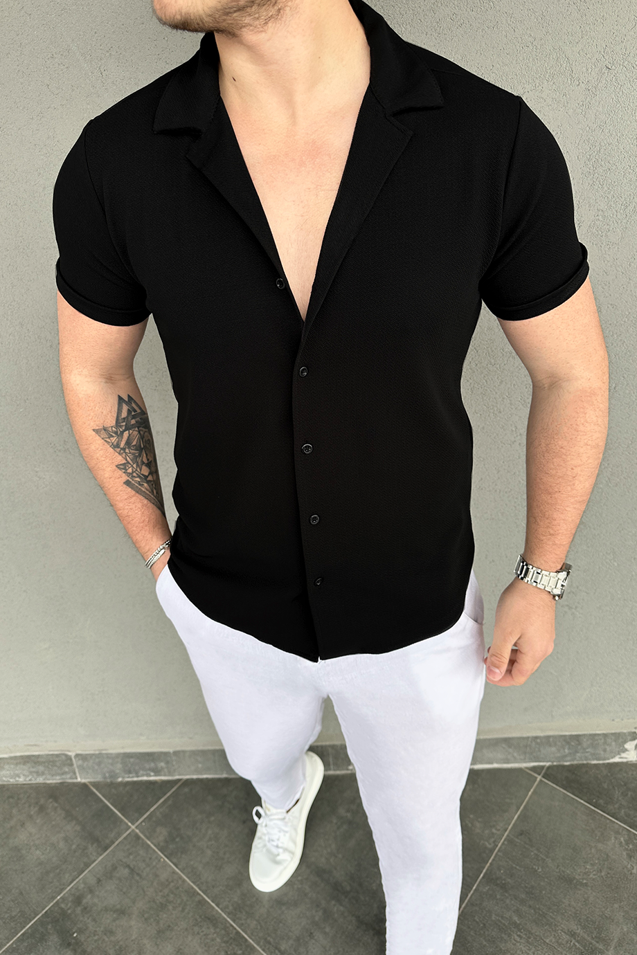 SİYAH KISA KOLLU GÖMLEK