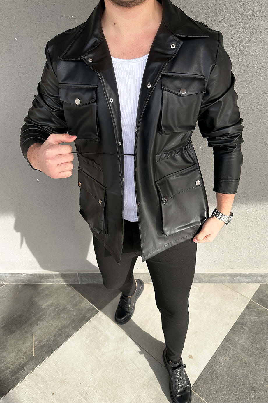 SİYAH KÖRÜKLÜ DERİ CEKET