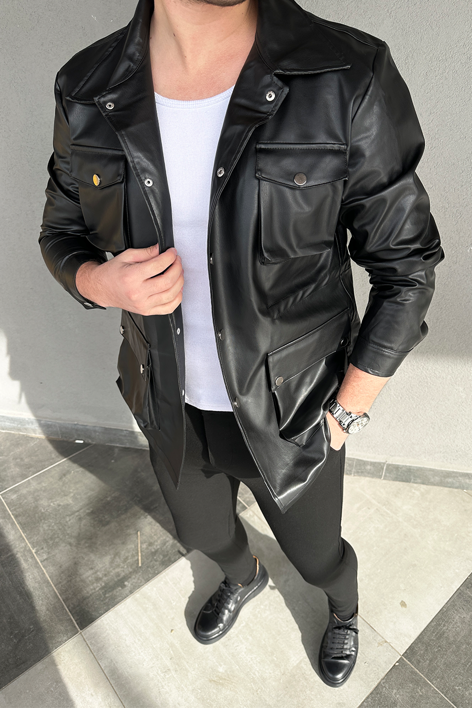 SİYAH KÖRÜKLÜ DERİ CEKET