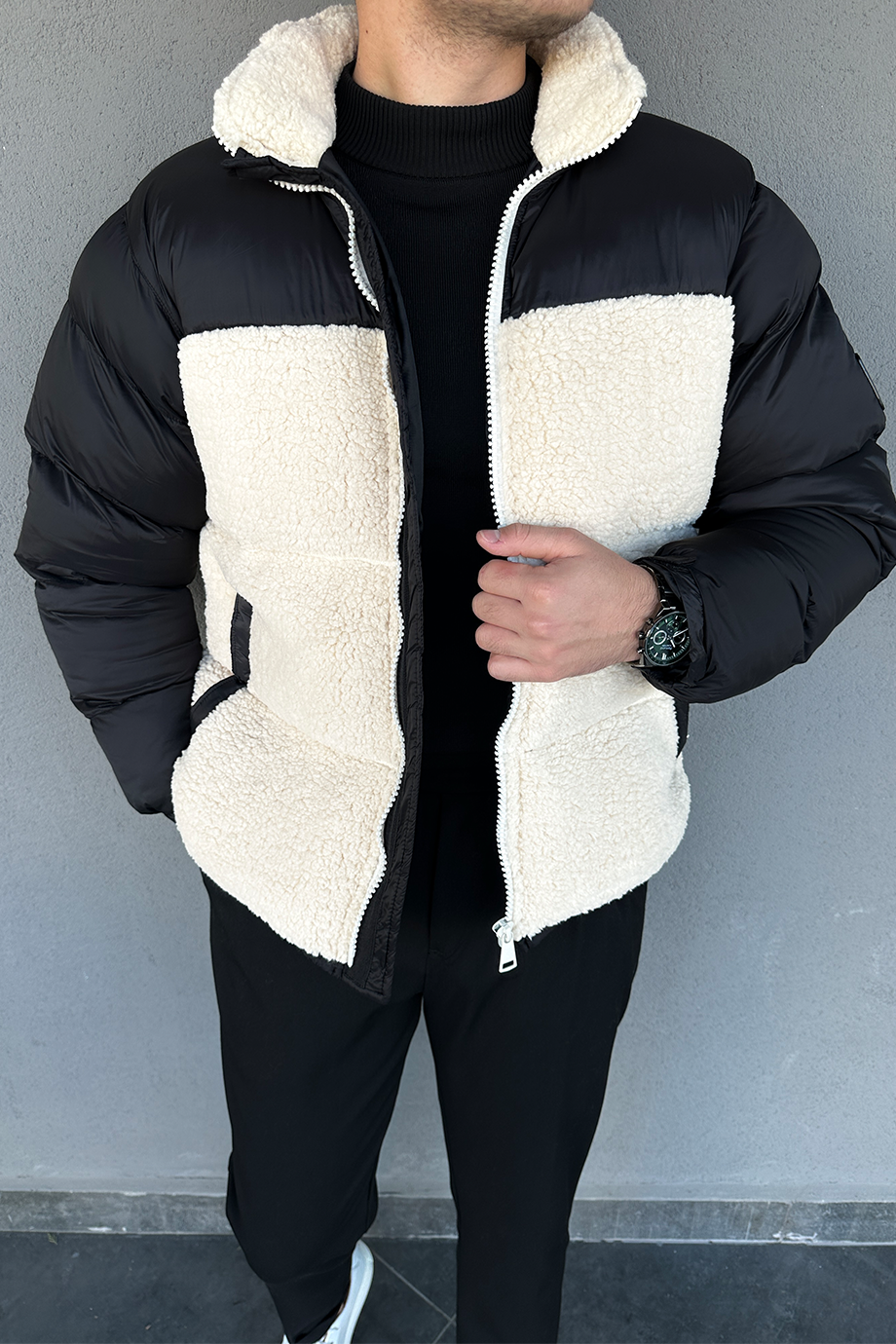 SİYAH-KREM OVERSIZE PELUŞ DETAYLI MONT