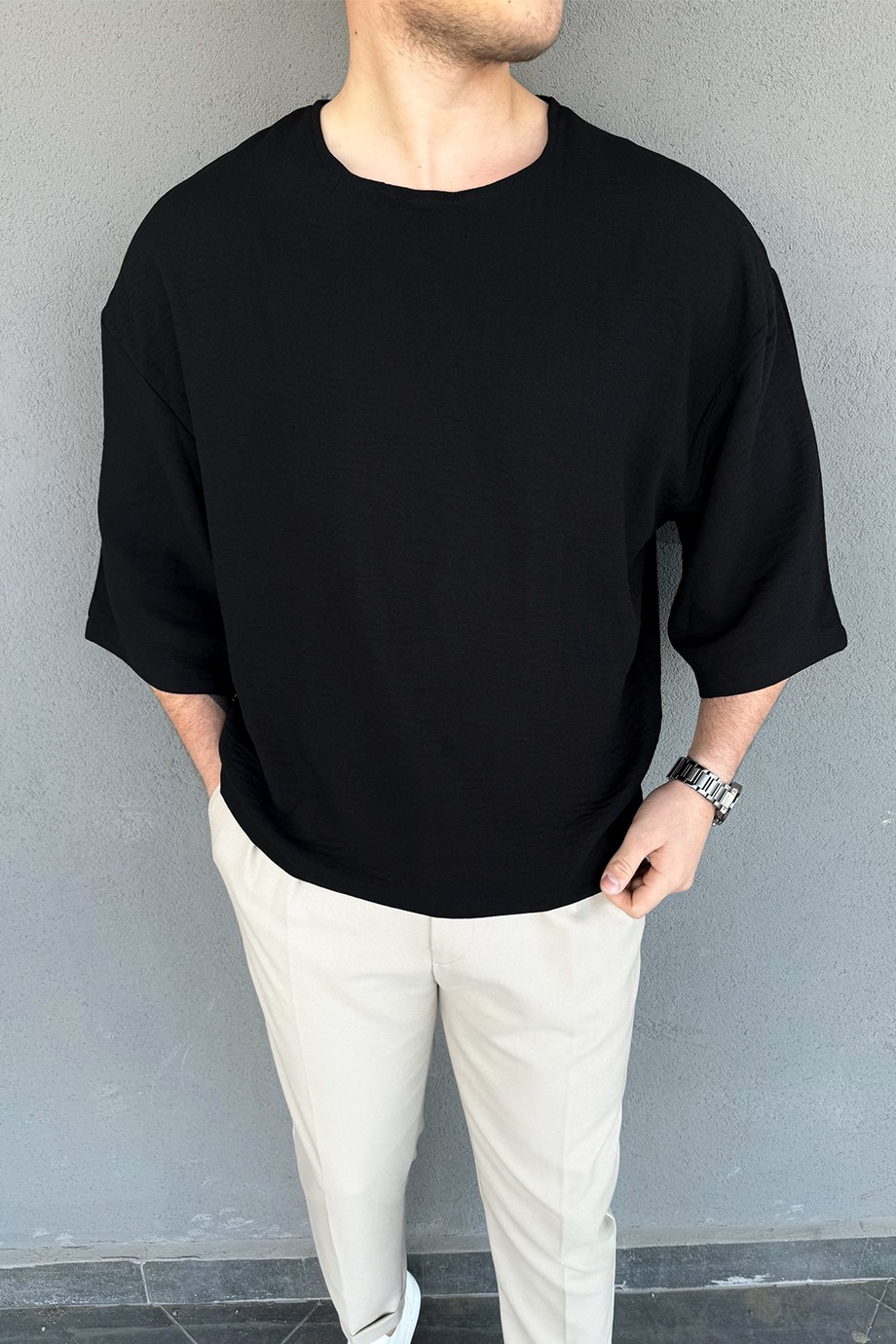 SİYAH OVERSIZE YARIM KOL T-SHİRT